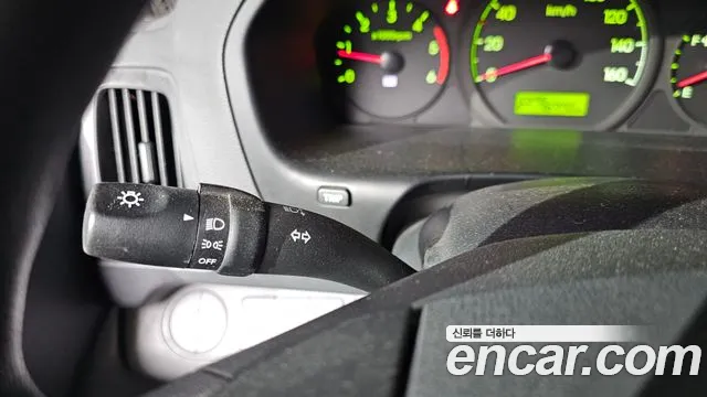 Hyundai Starex 2015 — фото 16