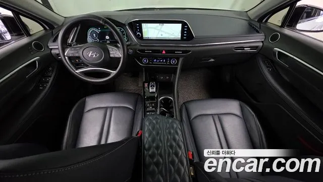 Hyundai Sonata 2022 — фото 10