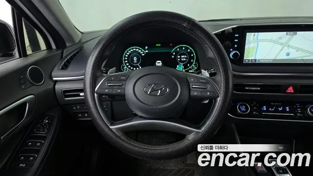 Hyundai Sonata 2022 — фото 19