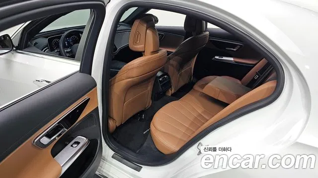 Mercedes-Benz E-Class 2026 — фото 18