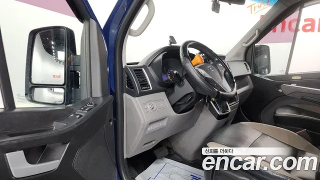 Hyundai Solati 2017 — фото 10