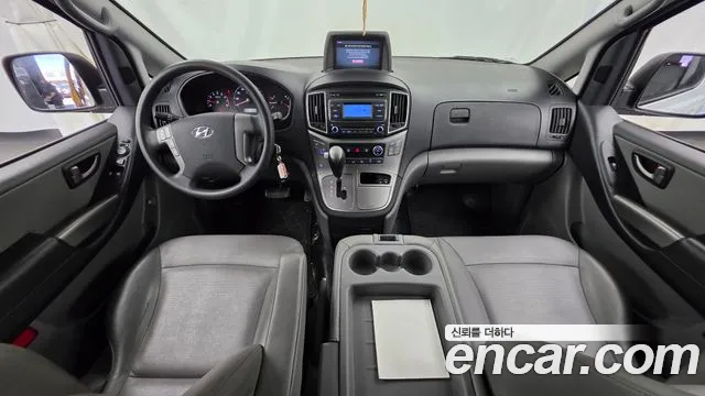 Hyundai Starex 2020 — фото 7
