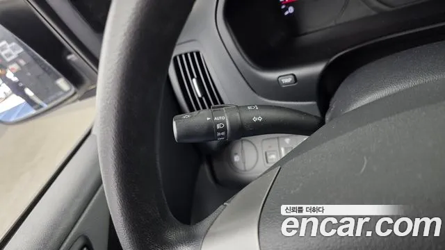 Hyundai Starex 2020 — фото 16