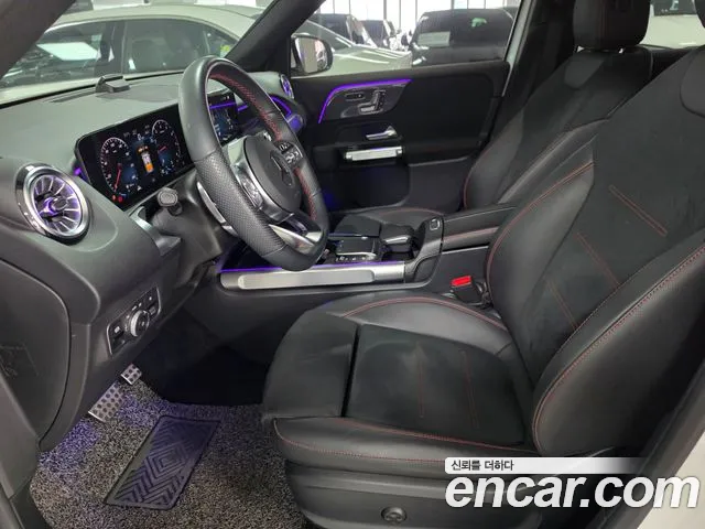 Mercedes-Benz GLB-Class 2023 — фото 14