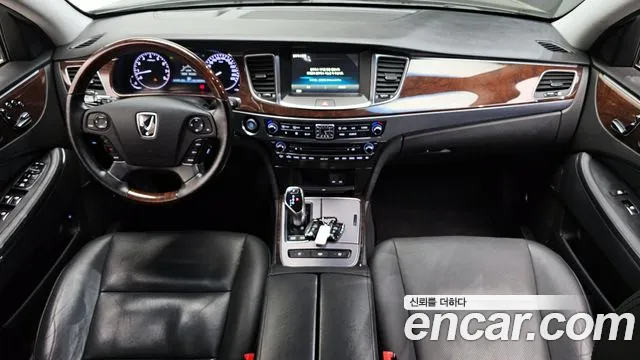Hyundai Equus 2015 — фото 10