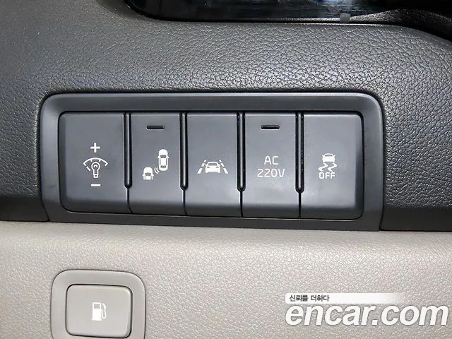 Kia Canival 2018 — фото 13