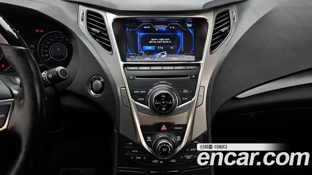 Hyundai Grandeur 2013 — фото 14