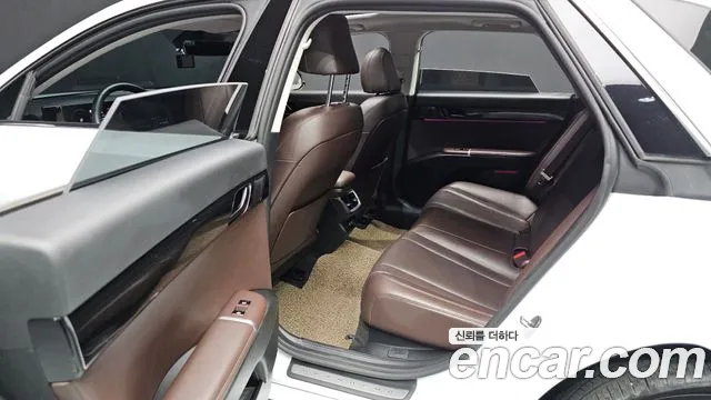 Hyundai Grandeur 2023 — фото 19
