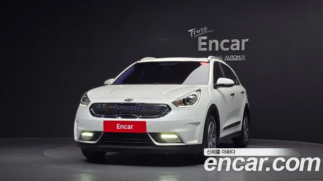 Kia Niro 2017 — фото 3