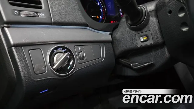 Hyundai i40 2016 — фото 16