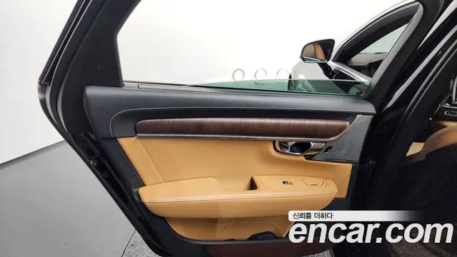 Volvo S90 2021 — фото 15