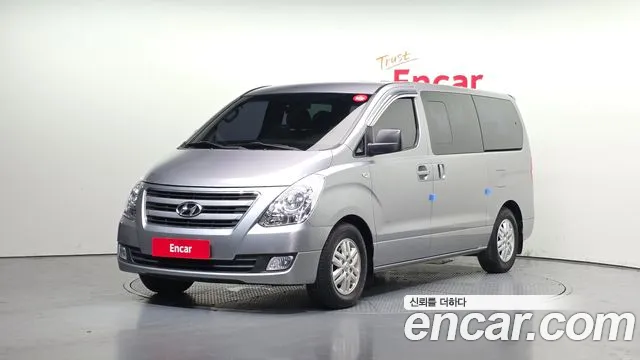 Hyundai Starex 2017 — фото 1