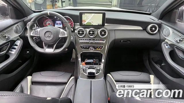Mercedes-Benz C-Class 2017 — фото 10