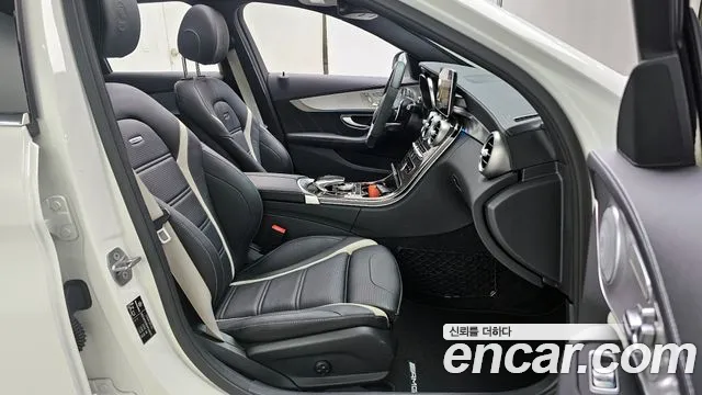 Mercedes-Benz C-Class 2017 — фото 17