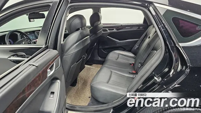 Hyundai Genesis 2015 — фото 17
