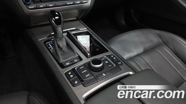 Hyundai Genesis 2016 — фото 9