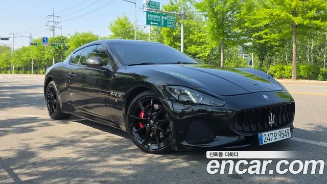 Maserati GranTurismo 2015 — фото 1