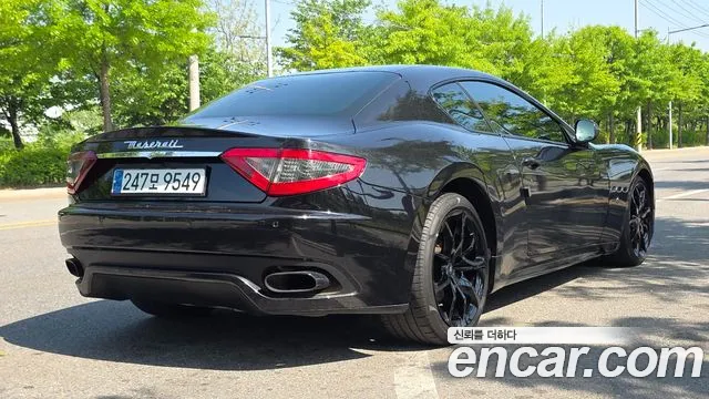 Maserati GranTurismo 2015 — фото 2
