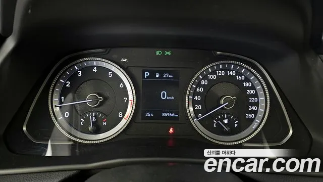 Hyundai Sonata 2020 — фото 11