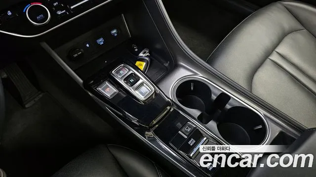 Hyundai Sonata 2020 — фото 12