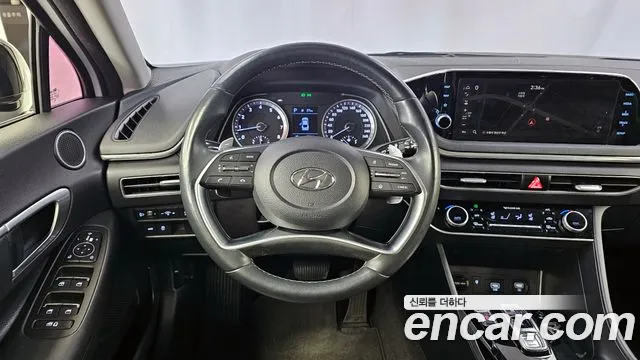 Hyundai Sonata 2020 — фото 19