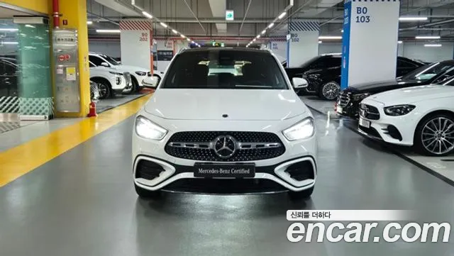 Mercedes-Benz GLA-Class 2026 — фото 2