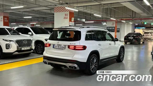Mercedes-Benz GLB-Class 2025 — фото 4