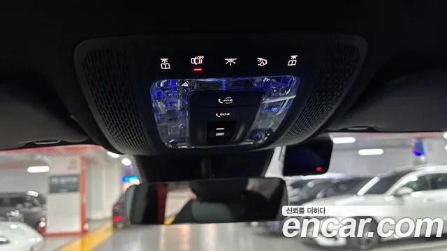 Mercedes-Benz GLB-Class 2025 — фото 11