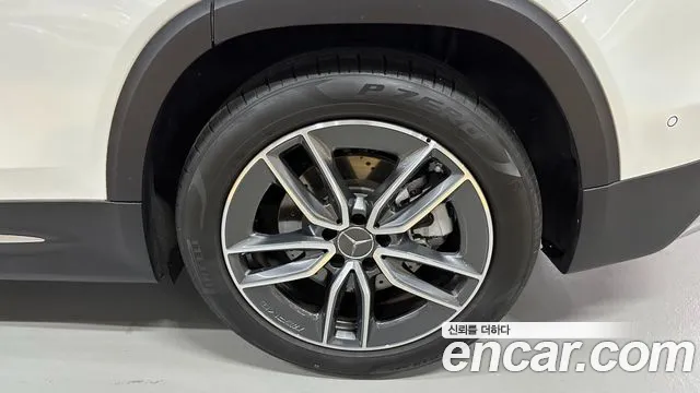 Mercedes-Benz GLB-Class 2025 — фото 14