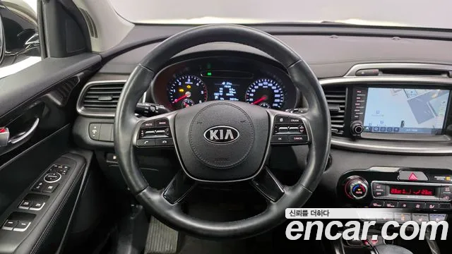 Kia Sorento 2018 — фото 13