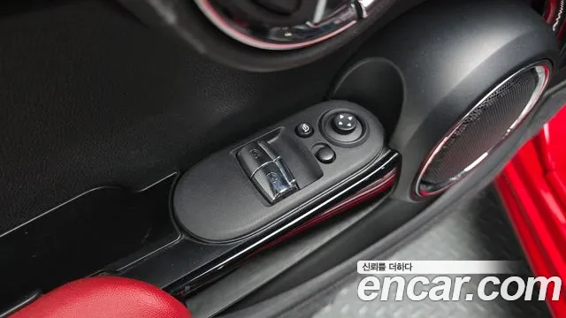 Mini Cooper 2016 — фото 18