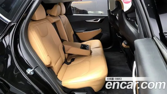 Kia EV6 2023 — фото 17