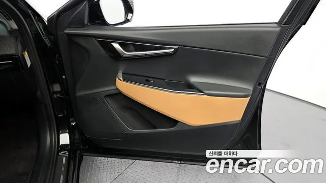 Kia EV6 2023 — фото 15