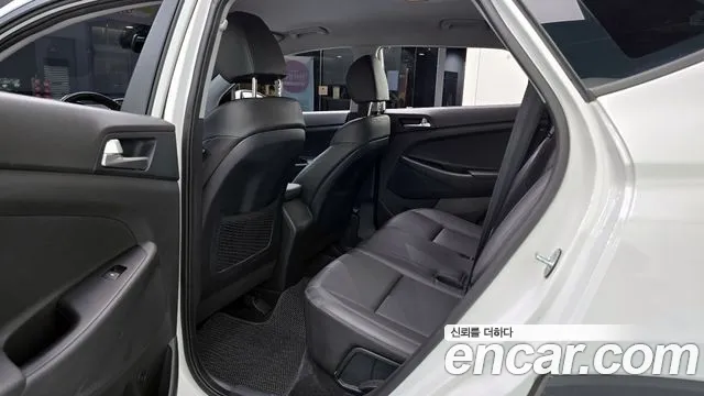 Hyundai Tucson 2020 — фото 12