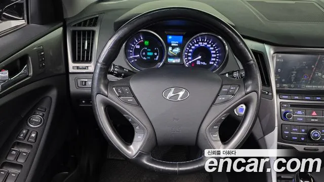 Hyundai Sonata 2014 — фото 12