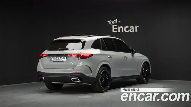 Mercedes-Benz GLC-Class 2026 — фото 2