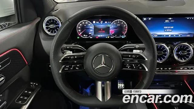 Mercedes-Benz GLA-Class 2026 — фото 13