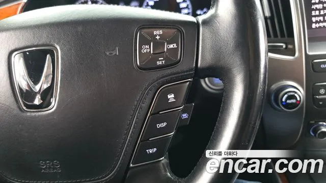 Hyundai Equus 2012 — фото 17