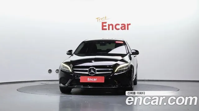 Mercedes-Benz C-Class 2019 — фото 2