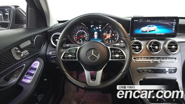 Mercedes-Benz C-Class 2019 — фото 18