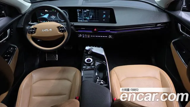 Kia EV6 2023 — фото 7