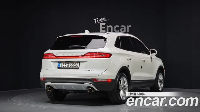 Lincoln MKC 2018 — фото 2