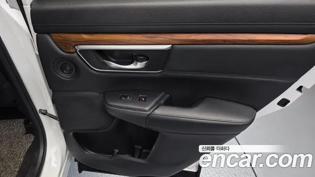 Honda CR-V 2019 — фото 15