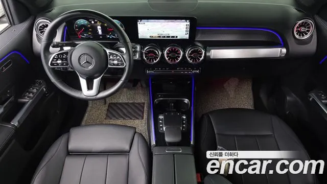 Mercedes-Benz GLB-Class 2022 — фото 10