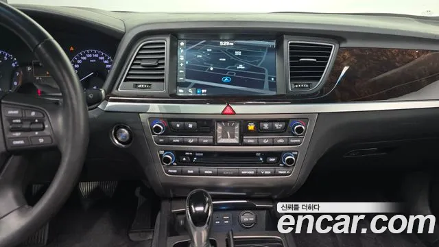 Hyundai Genesis 2016 — фото 13