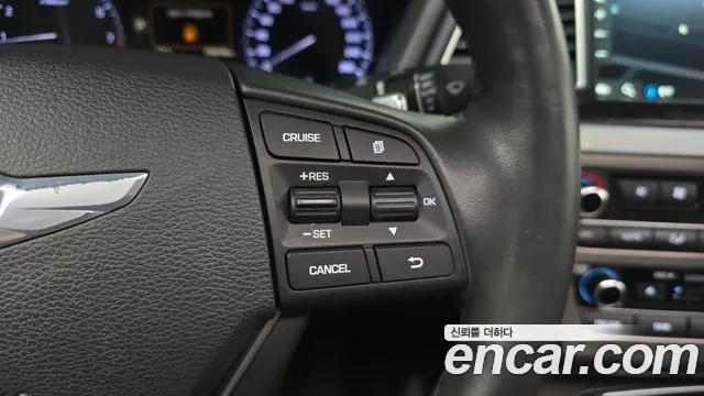 Hyundai Genesis 2016 — фото 19