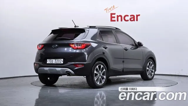 Kia Stonic 2018 — фото 2