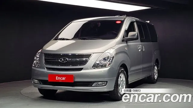 Hyundai Starex 2015 — фото 1