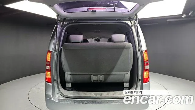 Hyundai Starex 2015 — фото 20
