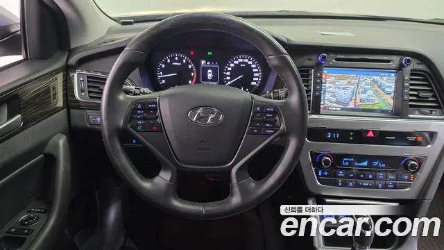 Hyundai Sonata 2017 — фото 13